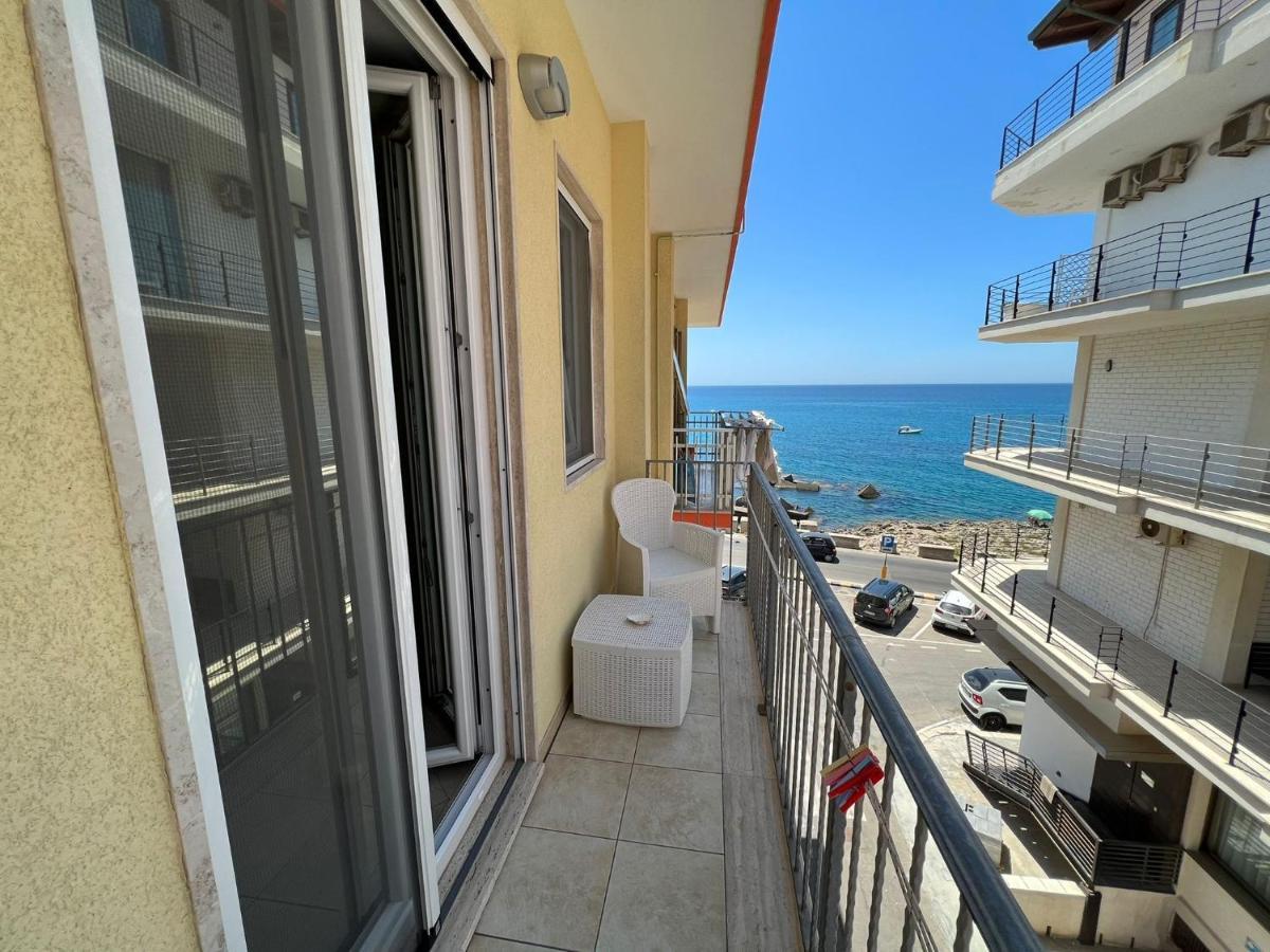 B&B Le Onde Del Mare Gallipoli Buitenkant foto