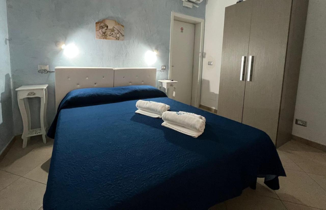 B&B Le Onde Del Mare Gallipoli Buitenkant foto
